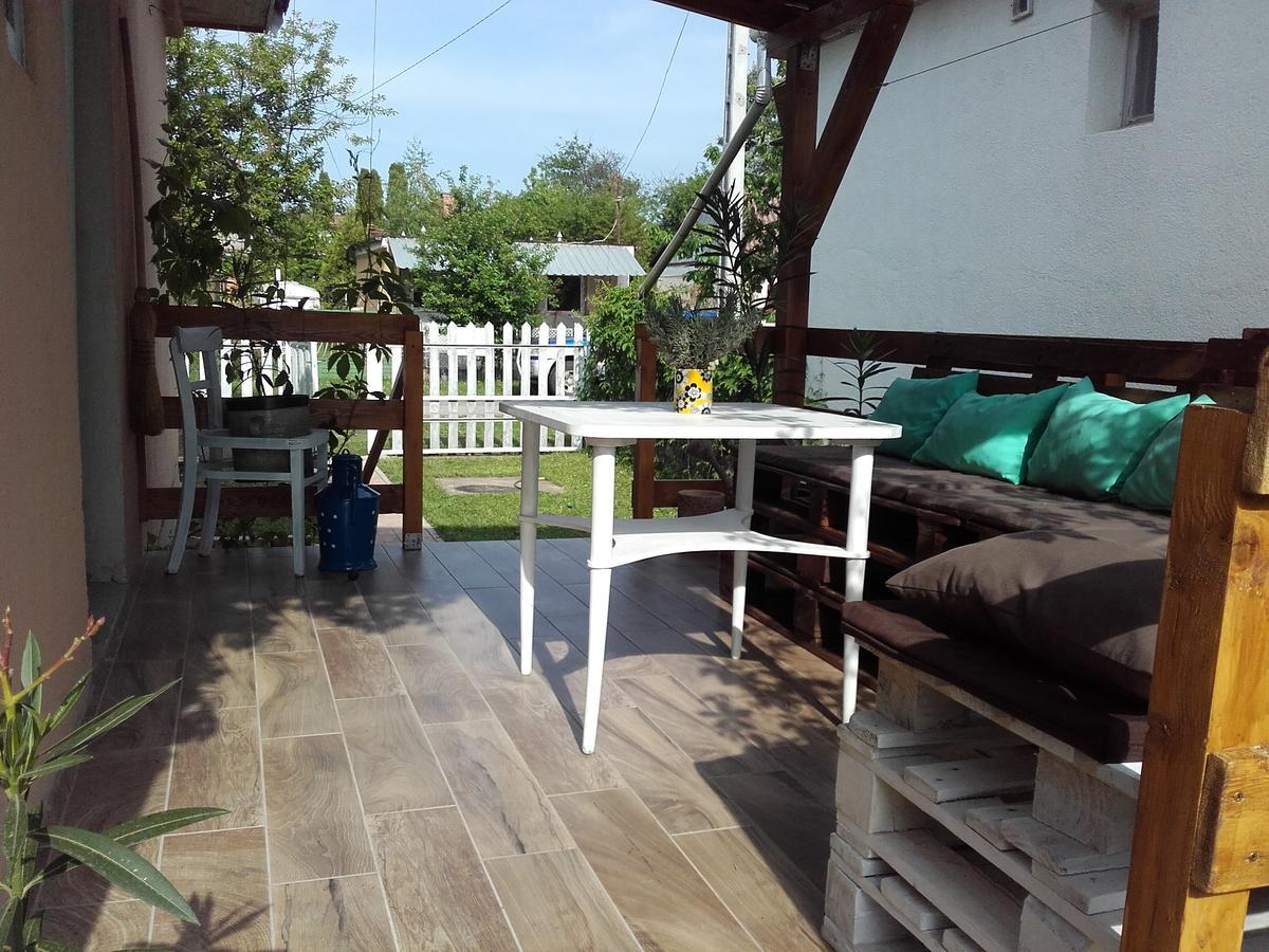 Menta Apartman Mezőkövesd Exterior foto